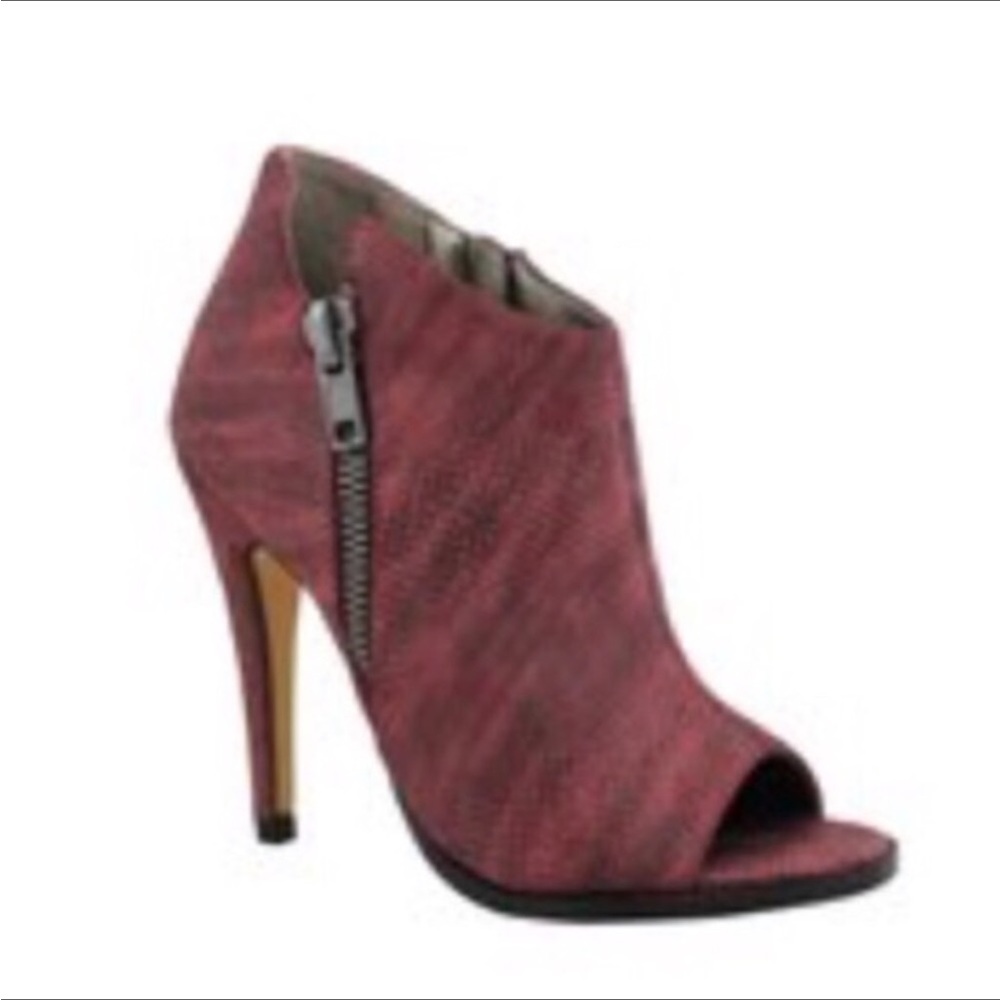 Michael Antonio Plum Lia Snake Bootie Size 7.5